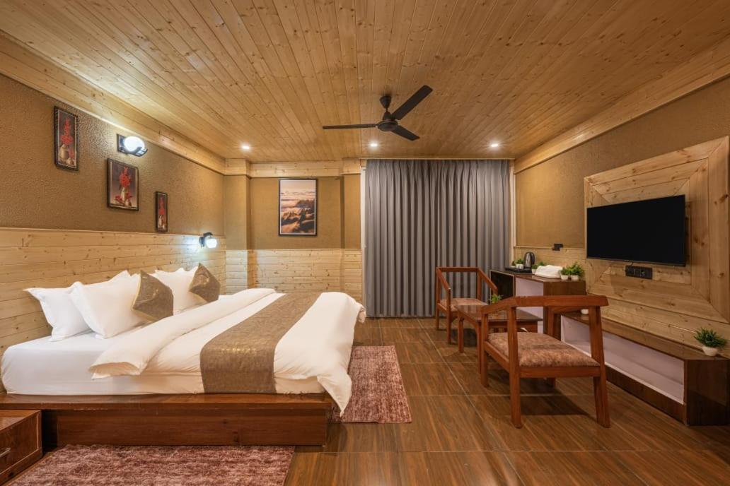 The Countryside Retreat I Vacations I Conference I Mice I Family Events I Open Air Terrace I Sky Bonfire I Kufri By Exotic Stays Shimla Exterior photo