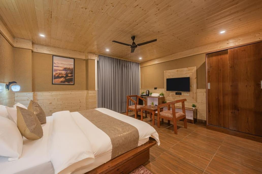 The Countryside Retreat I Vacations I Conference I Mice I Family Events I Open Air Terrace I Sky Bonfire I Kufri By Exotic Stays Shimla Exterior photo