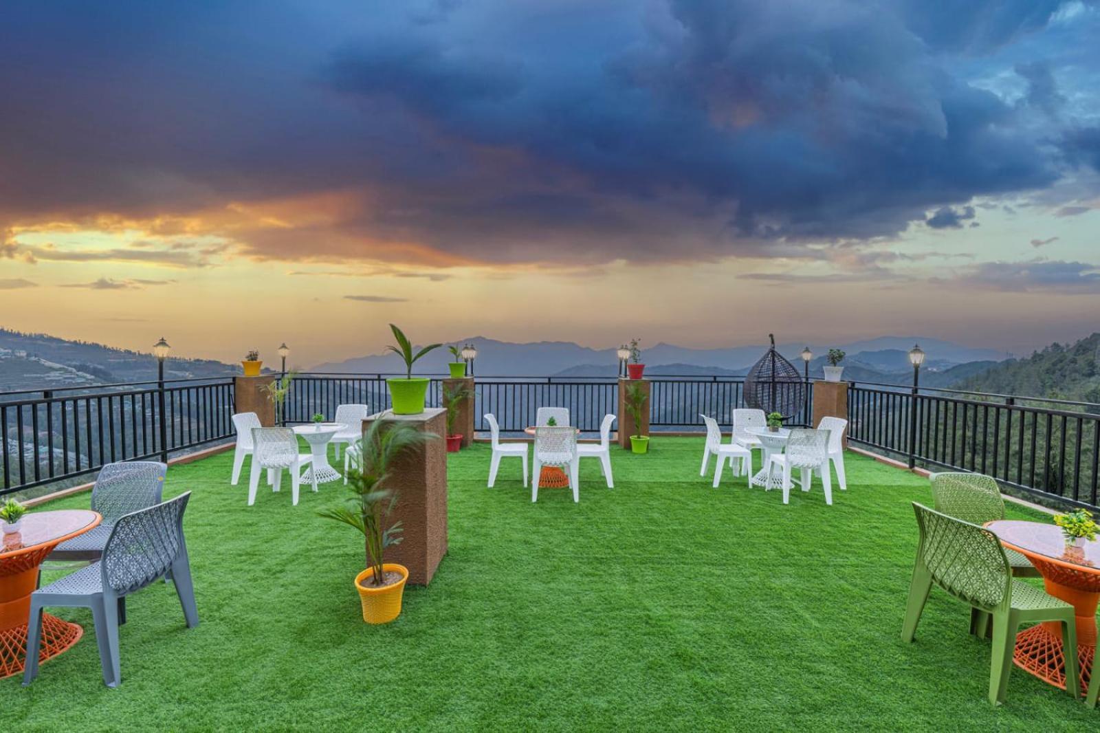 The Countryside Retreat I Vacations I Conference I Mice I Family Events I Open Air Terrace I Sky Bonfire I Kufri By Exotic Stays Shimla Exterior photo