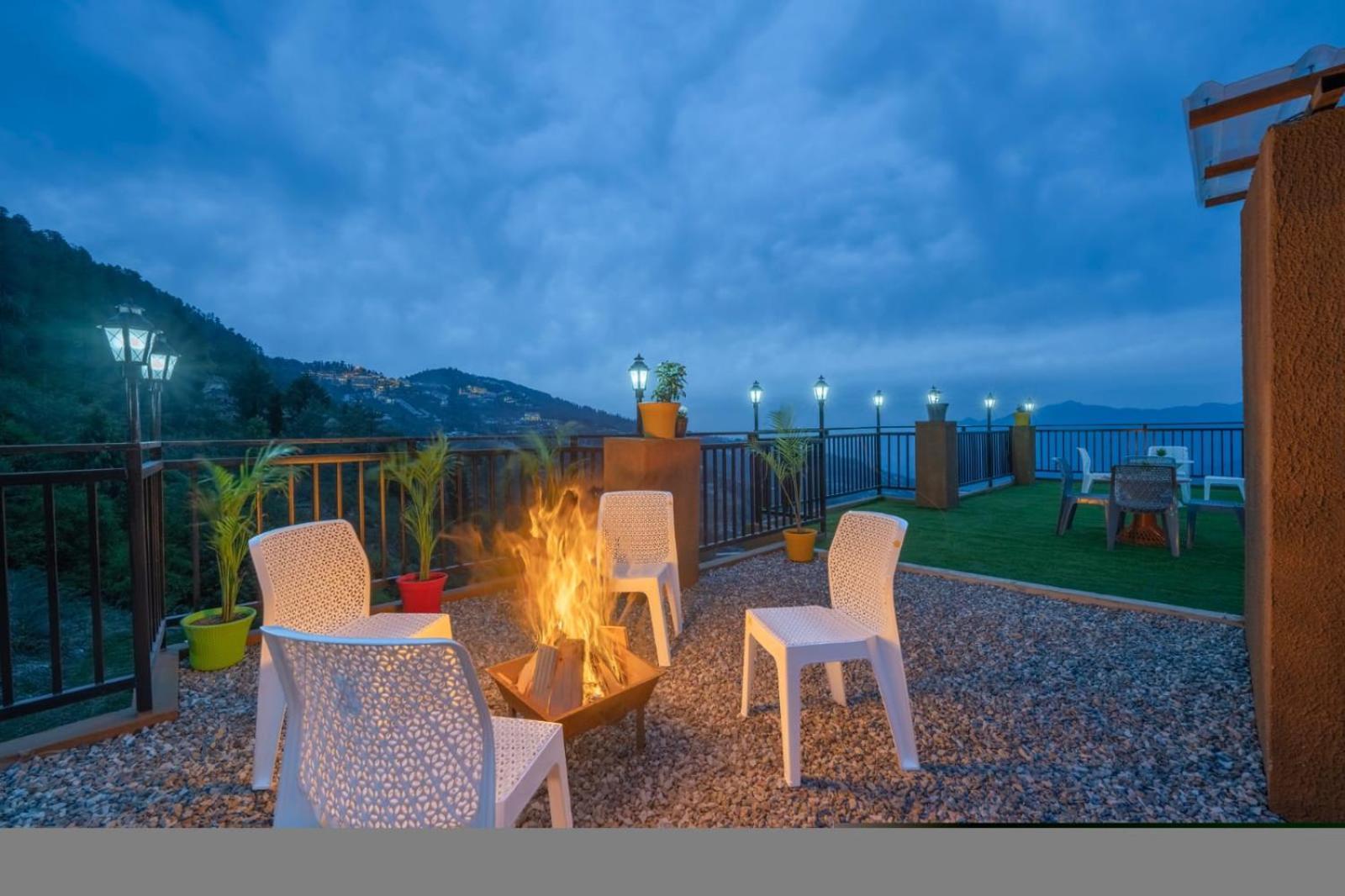 The Countryside Retreat I Vacations I Conference I Mice I Family Events I Open Air Terrace I Sky Bonfire I Kufri By Exotic Stays Shimla Exterior photo